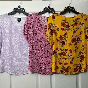 Route 66 Women’s XS Floral Blouses NWT